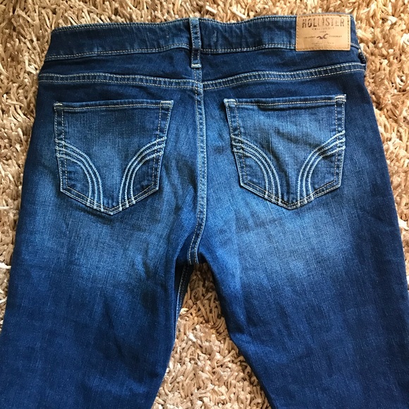 HOLLISTER dark wash jeans - Picture 6 of 6